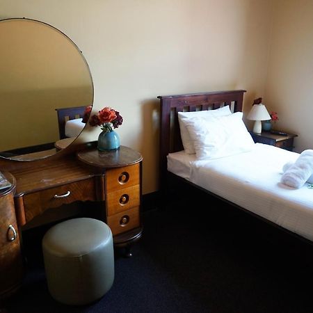 Sir Joseph Banks Hotel Sydney Esterno foto