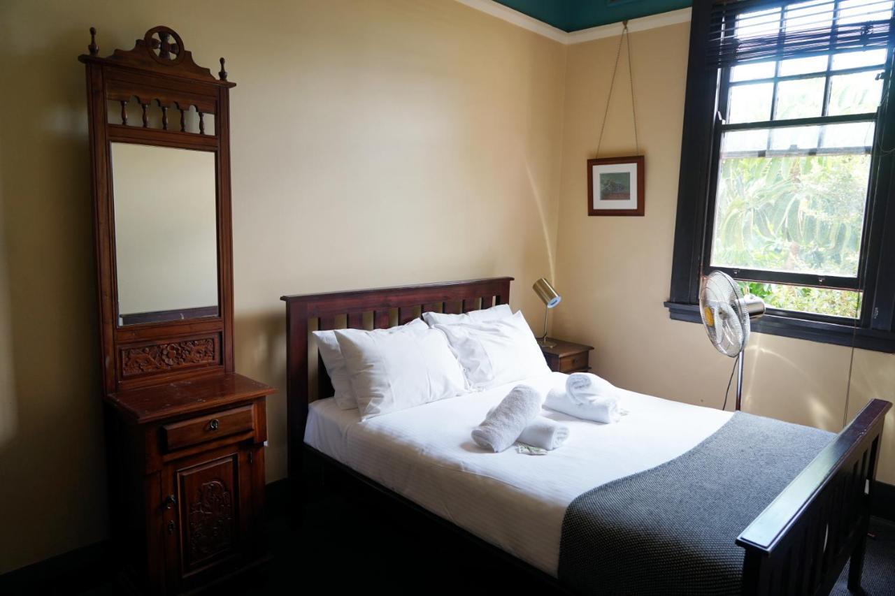 Sir Joseph Banks Hotel Sydney Esterno foto